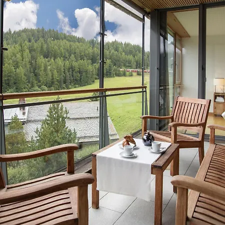 公寓 Residenz Cresta Kulm B26 By Interhome 切勒里纳