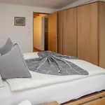 Residenz Cresta Kulm B26 By Interhome